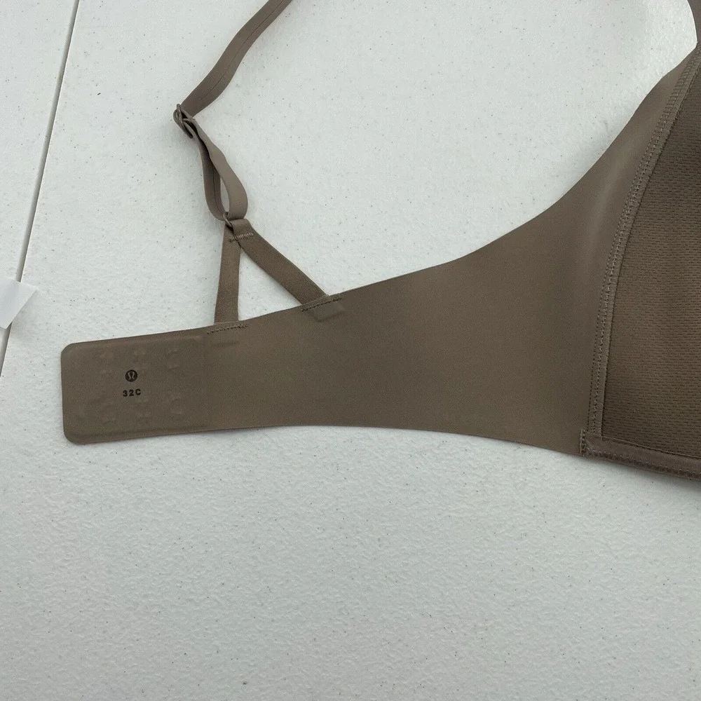 Lululemon Size 32C Bra Take Shape Molded Wireless Uplift Shape Soft Sand Beige